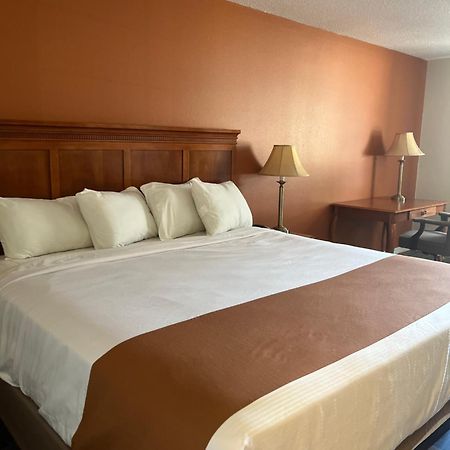 Regency Inn & Suites Anoka Esterno foto