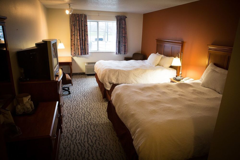 Regency Inn & Suites Anoka Esterno foto